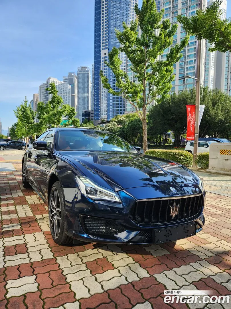 Maserati Quattroporte 2023 — фото 4