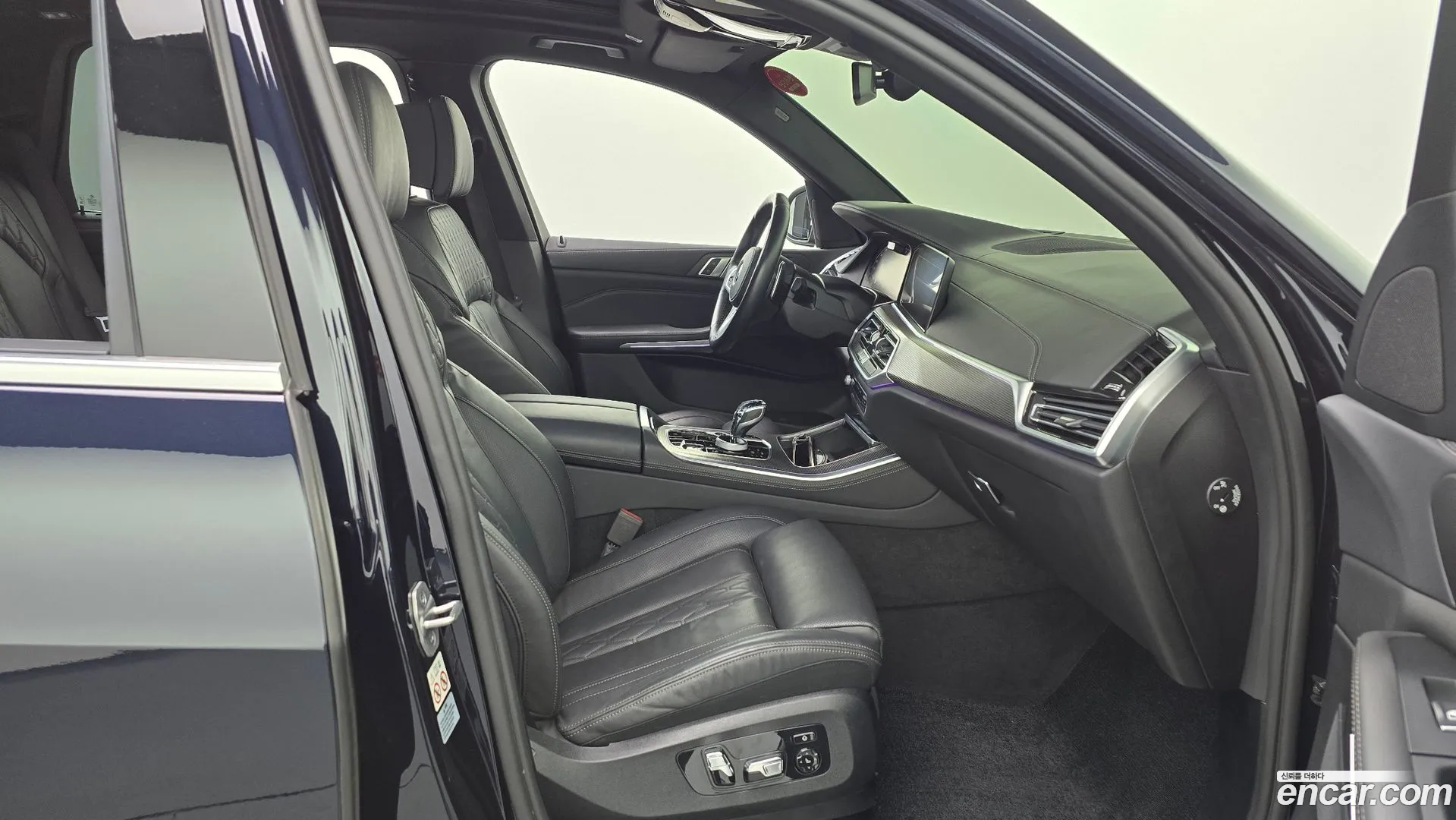 BMW X5 2022 — фото 1