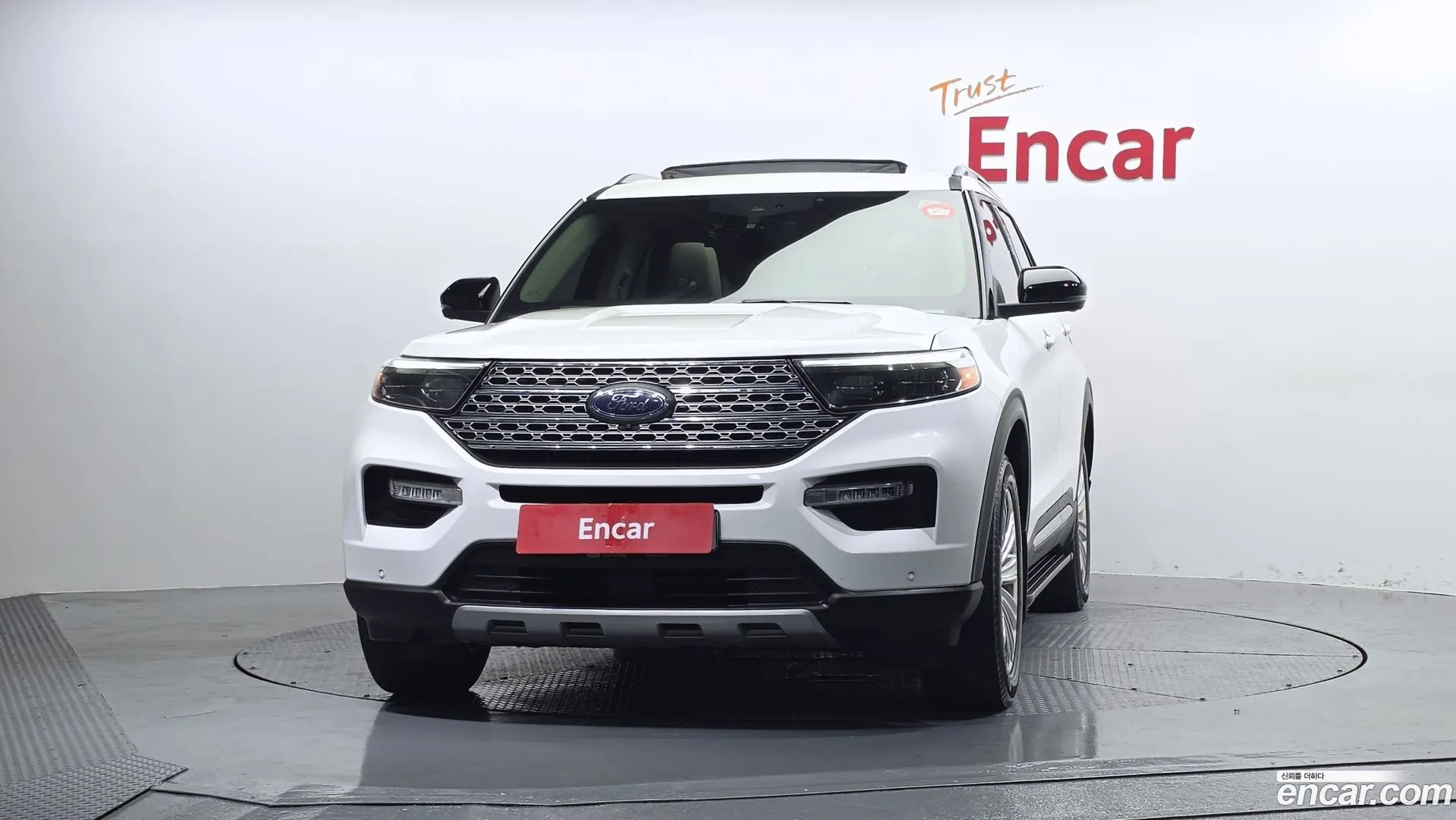 Ford Explorer 2020 — фото 5