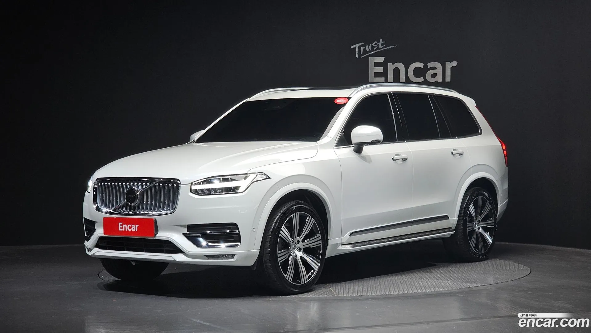 Volvo XC90 2023 — фото 3