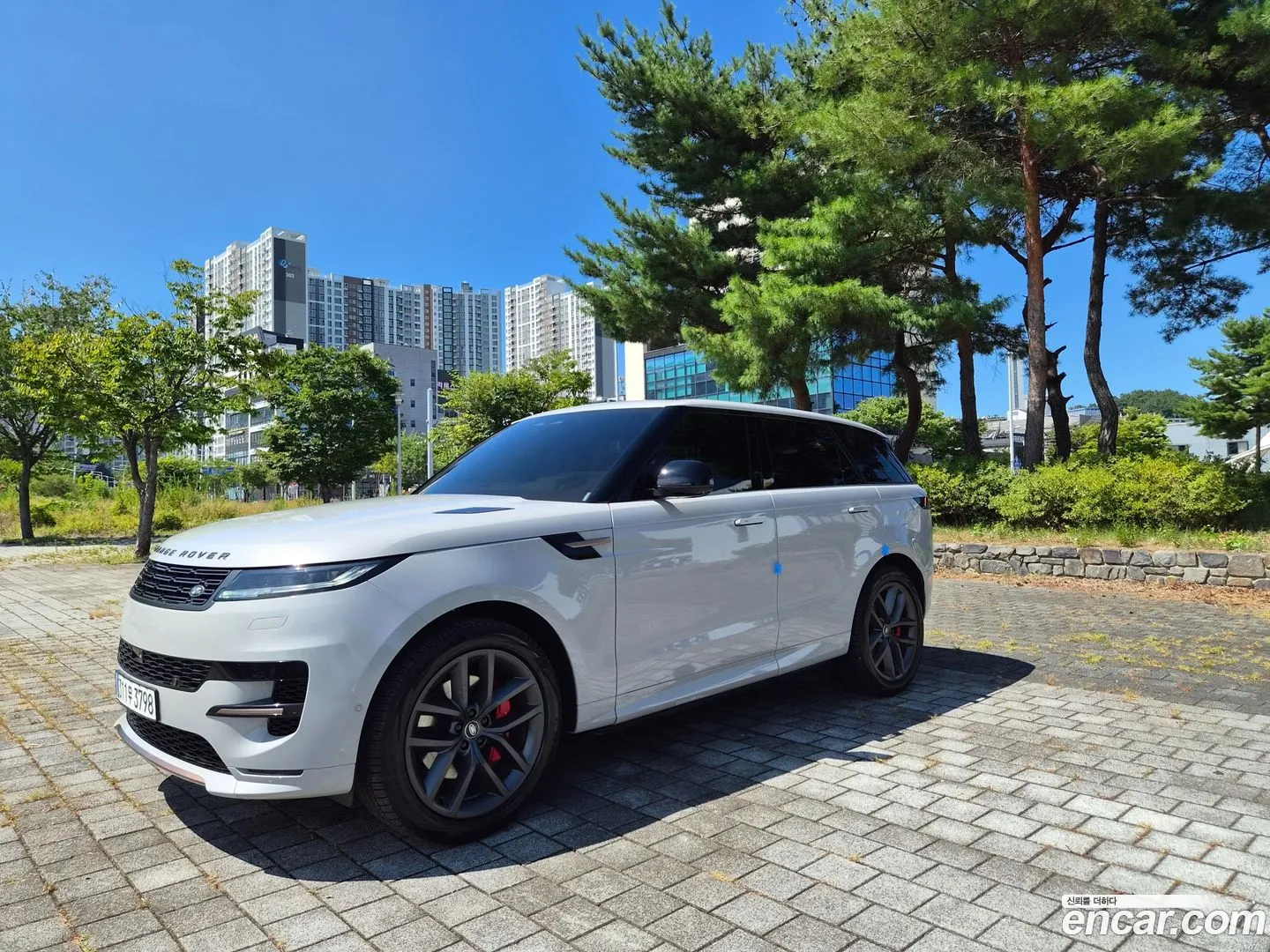 Land Rover Range Rover Sport 2023 — фото 3