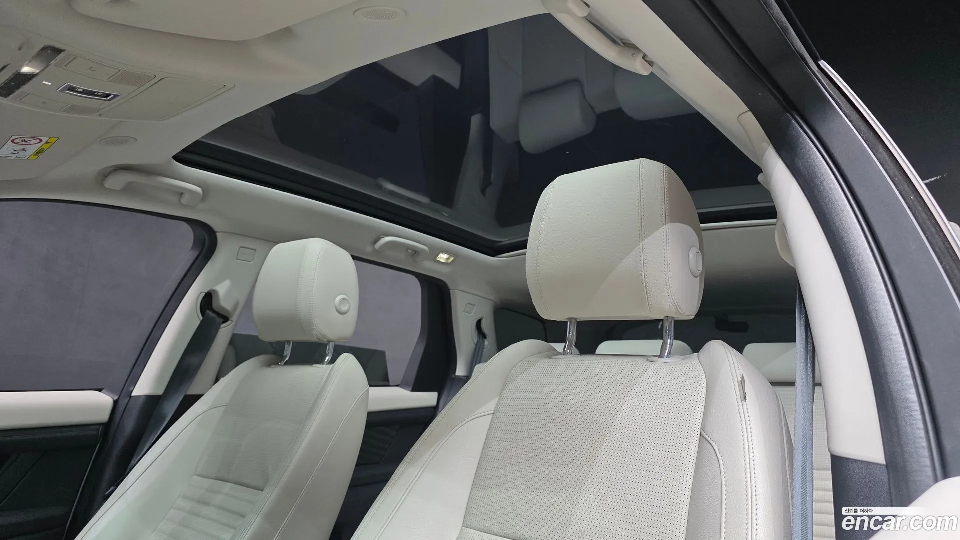 Land Rover Discovery Sport 2022 — фото 3
