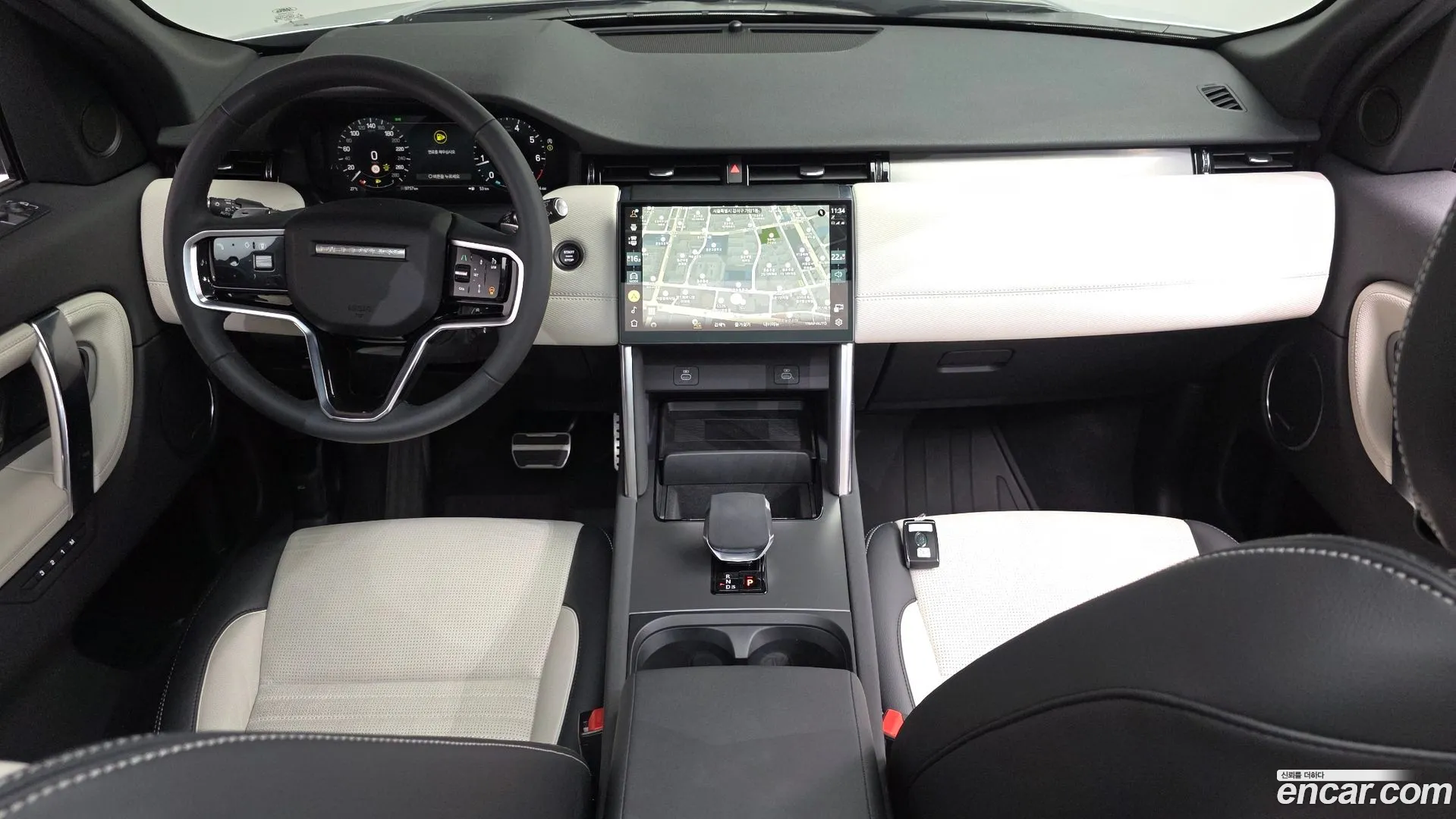 Land Rover Discovery Sport 2024 — фото 3