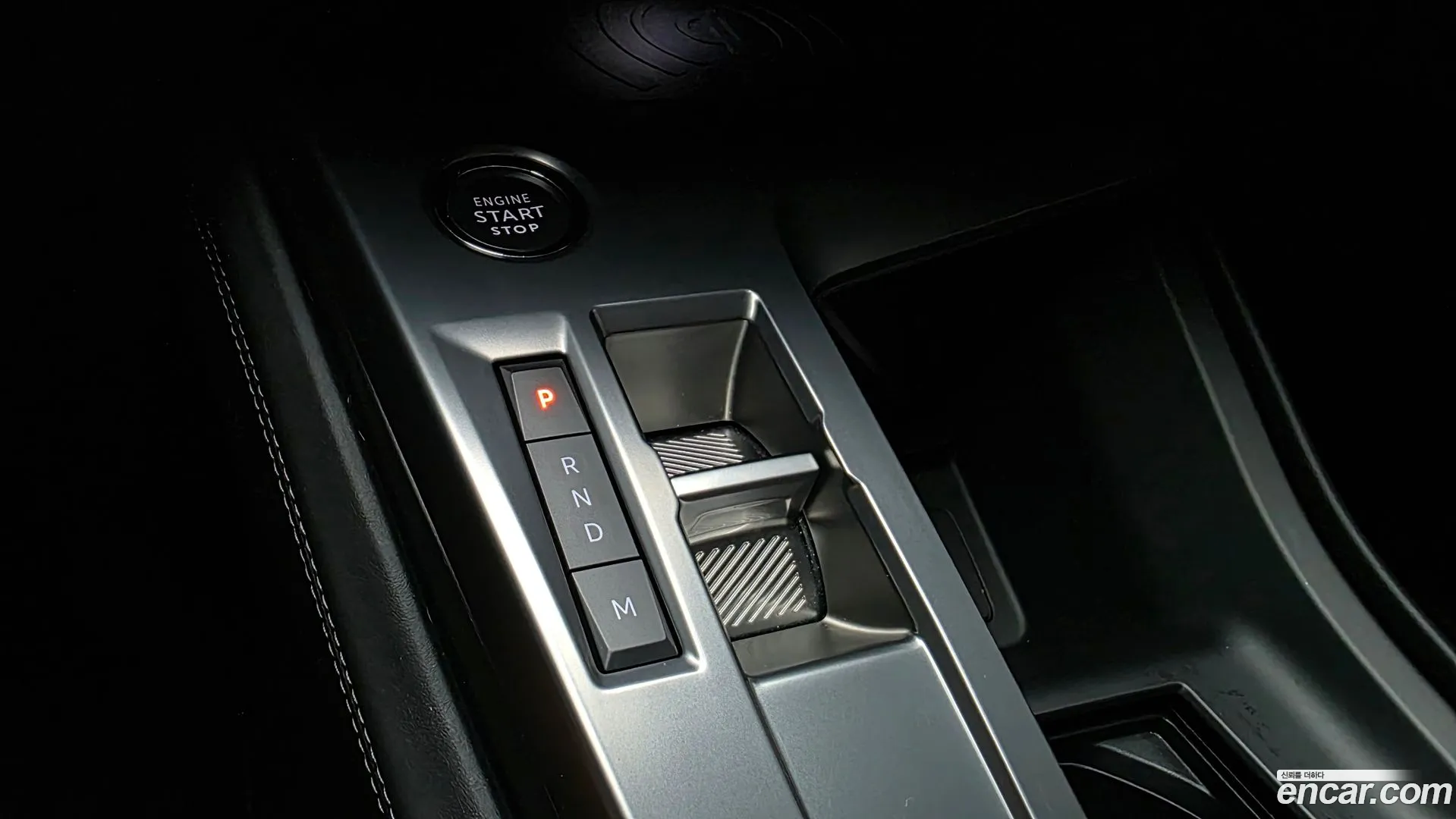 Peugeot 308 2023 — фото 1