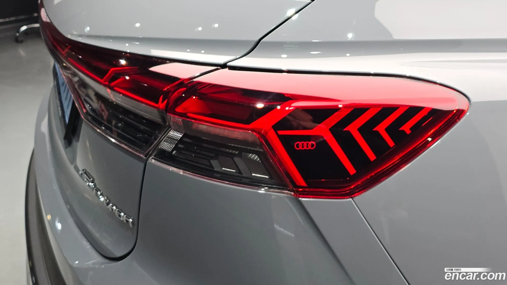 Audi Q4 e-tron 2026 — фото 3