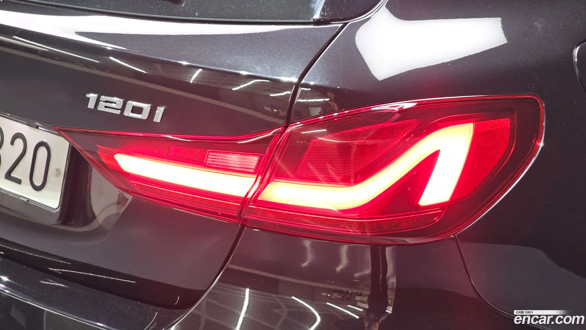 BMW 120i 2022 — фото 4