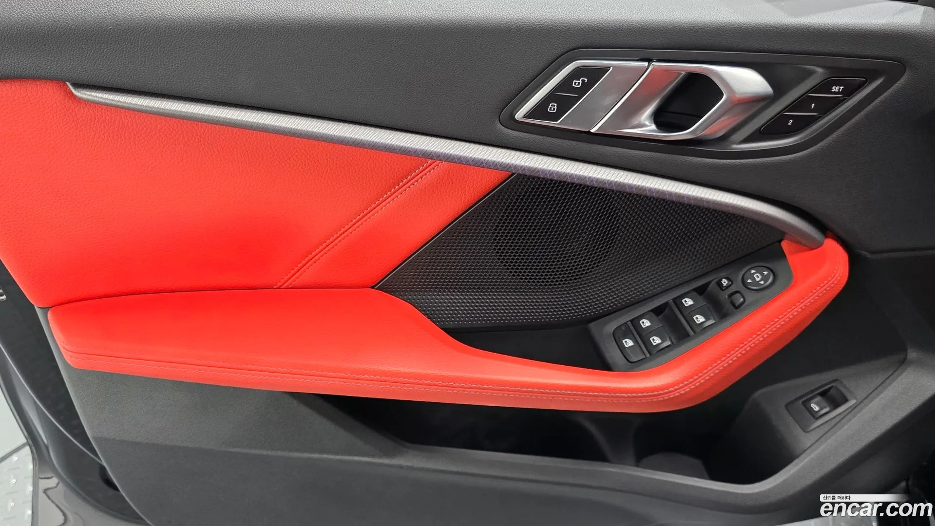 BMW 120i 2021 — фото 1