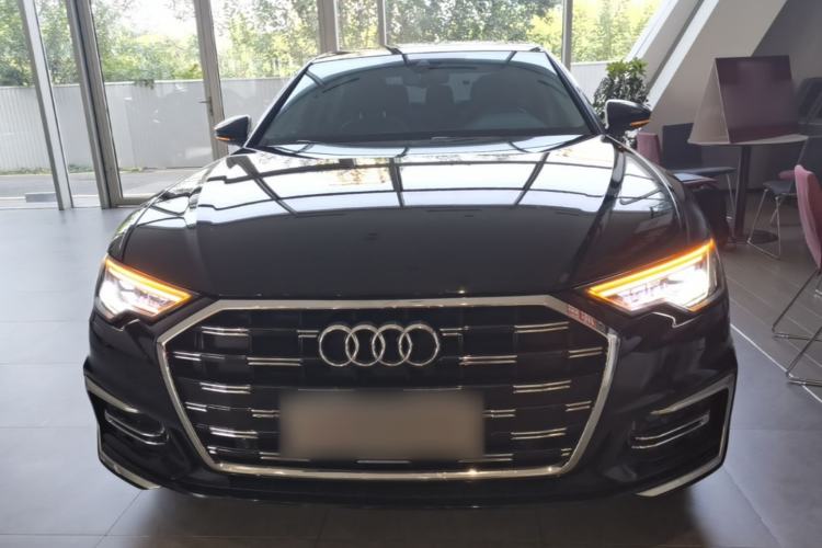 Audi A6L 2023 — фото 2