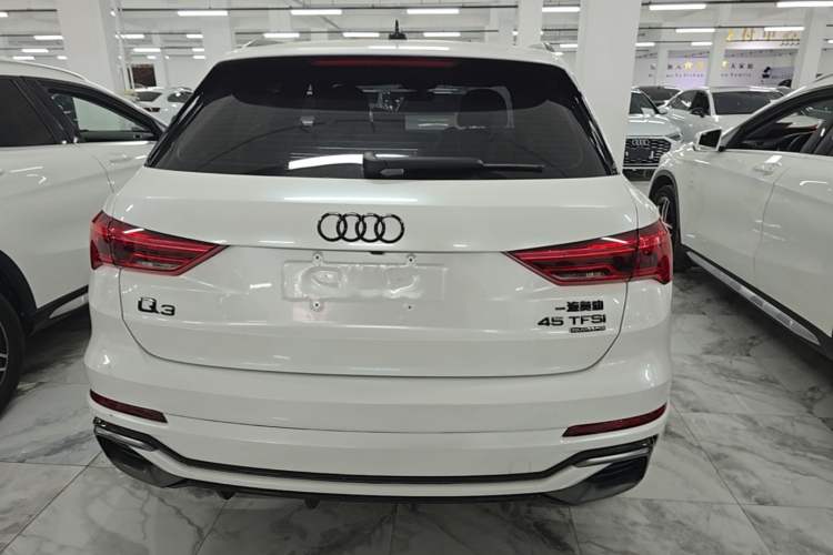 Audi Q3 2023 — 5