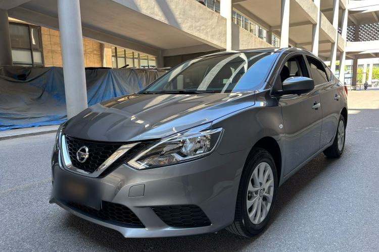Nissan Sentra 2024 — 4