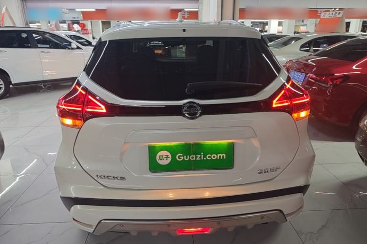 Nissan Kicks 2022 — 5