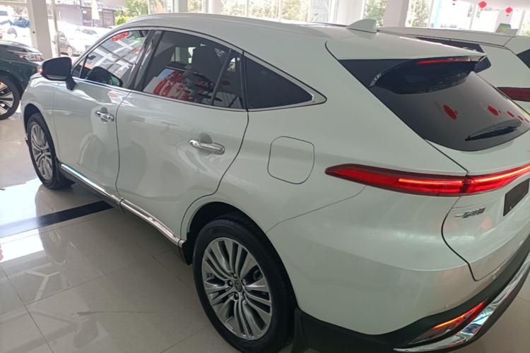 Toyota Harrier 2023 — 4