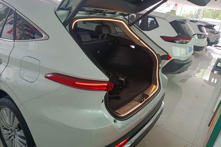 Toyota Harrier 2023 — 5