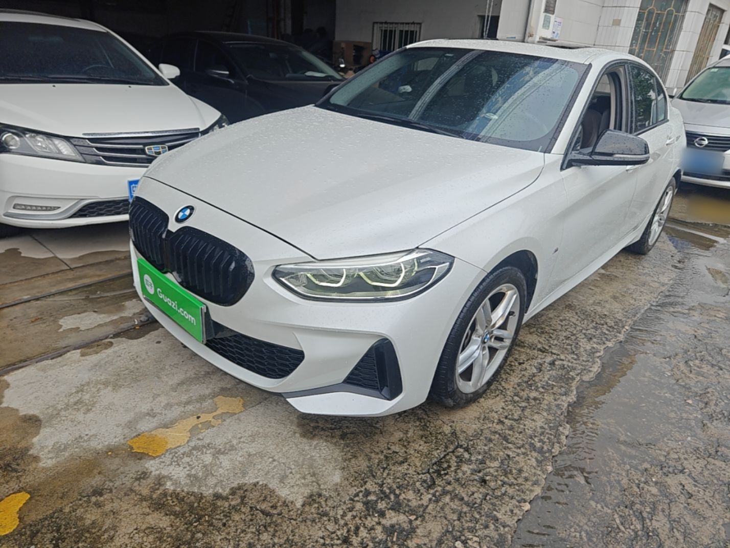 BMW 1 series 2021 — фото 1