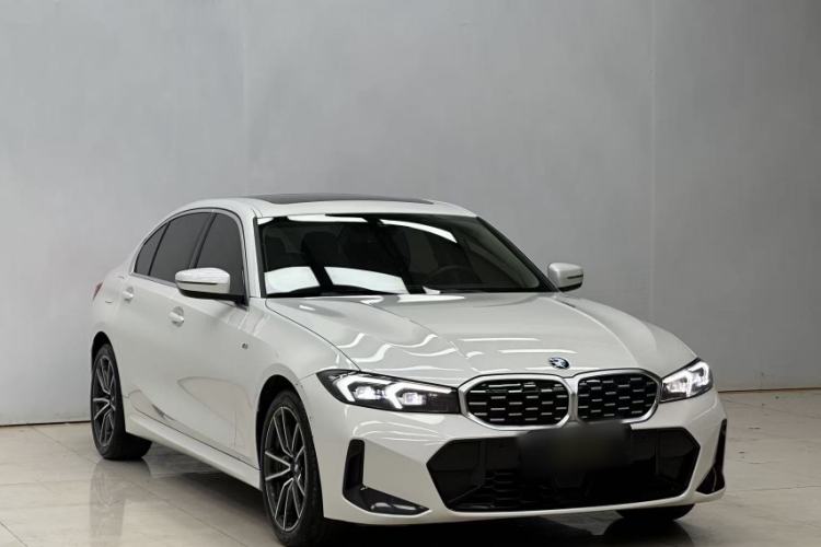 BMW 325Li 2025 — 3