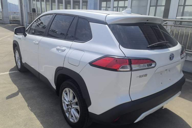 Toyota Corolla Cross 2023 — 4