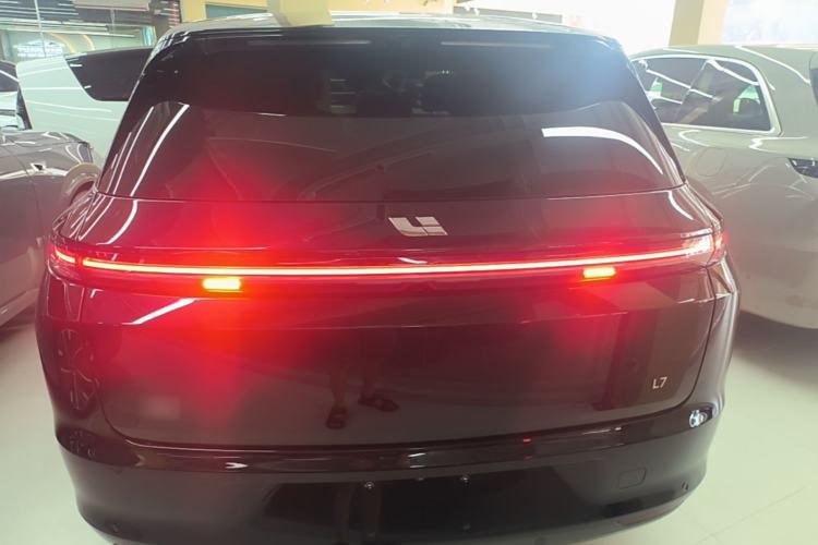 Li Auto L7 2023 — 5