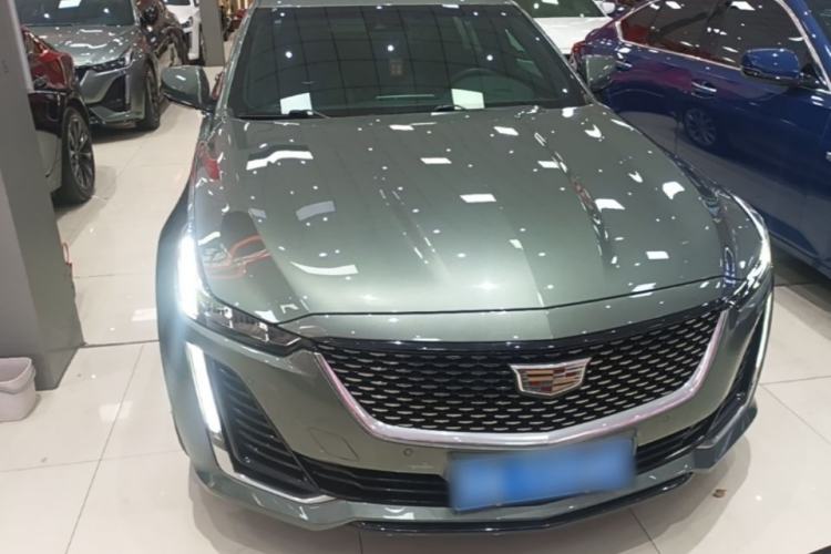 Cadillac CT5 2022 — 2