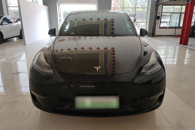 Tesla Model Y 2021 — 2