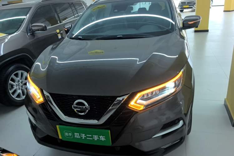 Nissan Qashqai 2022 — фото 2