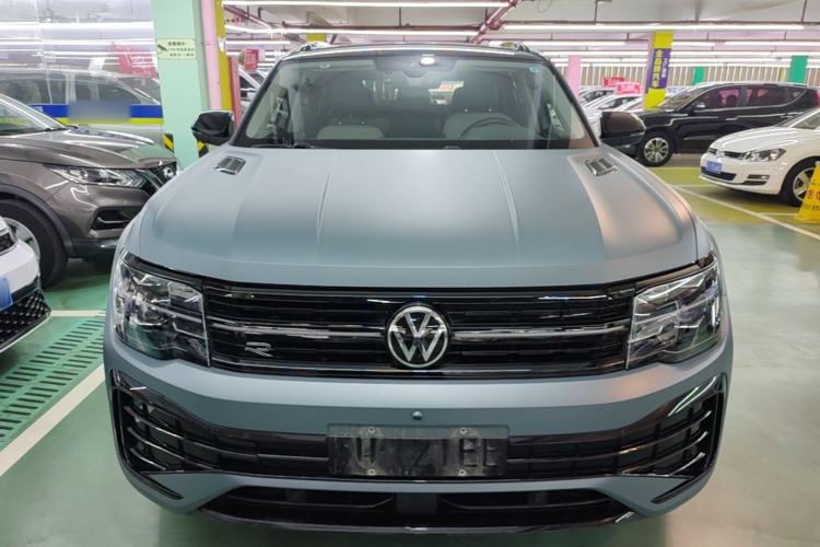 Volkswagen teramont x 2023 — фото 2