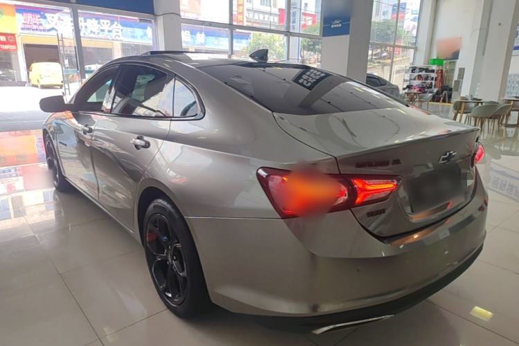 Chevrolet Malibu XL 2022 — 4