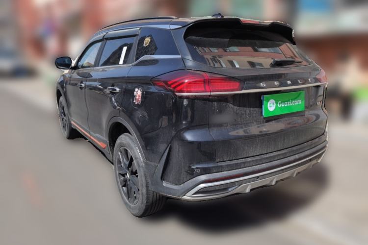 Geely Emgrand X7 2022 — 4