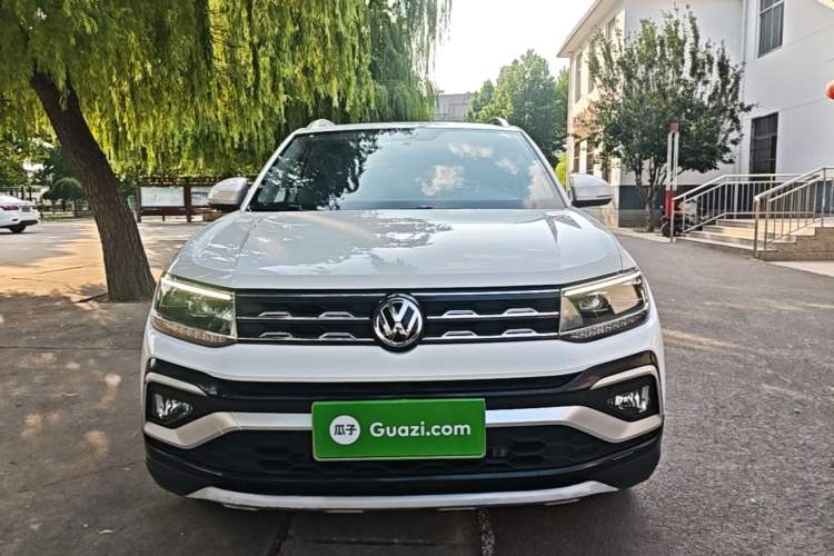 Volkswagen T-Cross 2019 — 2