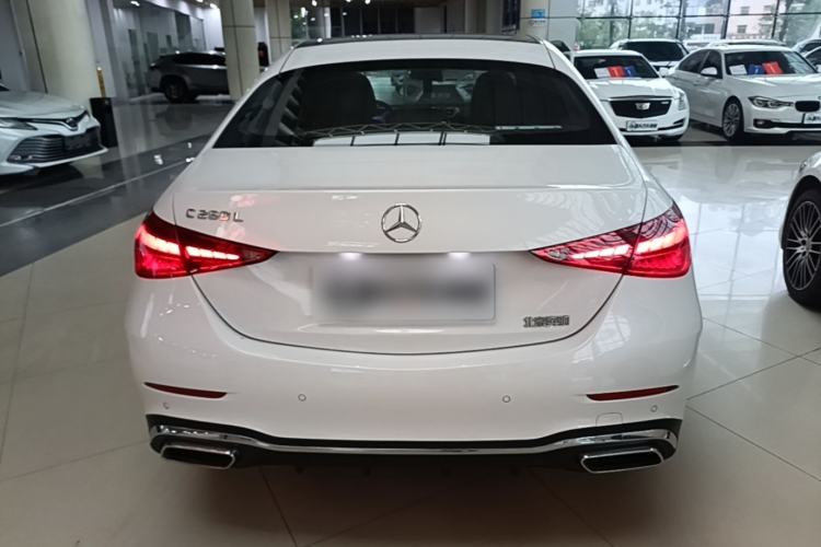 Mercedes-Benz C 260 L 2023 — фото 5