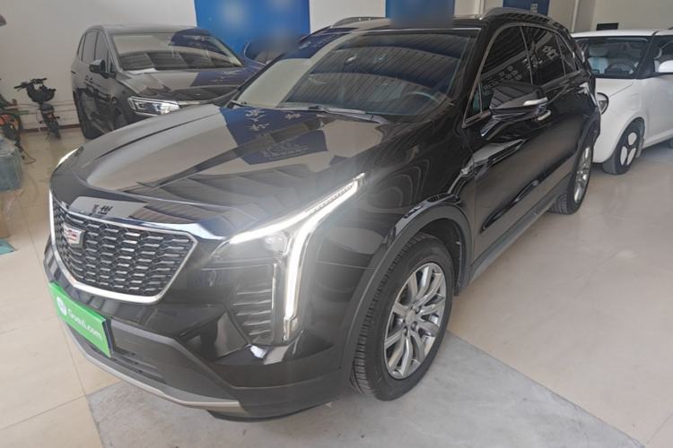 Cadillac XT4 2021 — фото 1