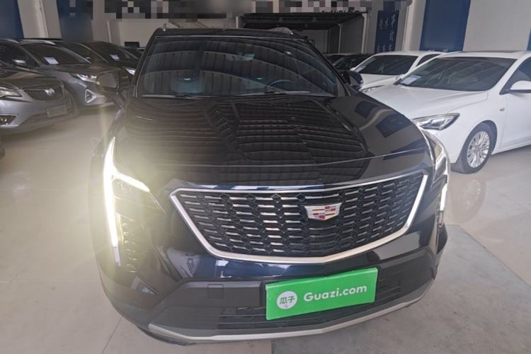Cadillac XT4 2021 — фото 2