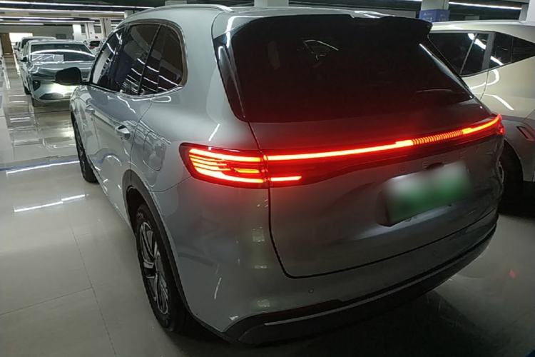 Geely Xingjian 7 2025 — 4