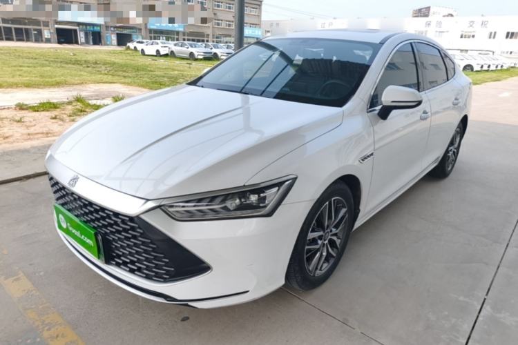 BYD Qin PLUS 2021 — фото 1