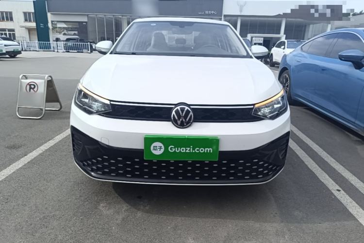 Volkswagen Lavida 2023 — 2