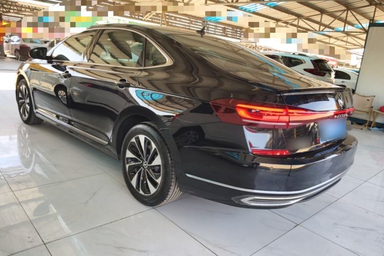 Volkswagen Passat 2022 — 4