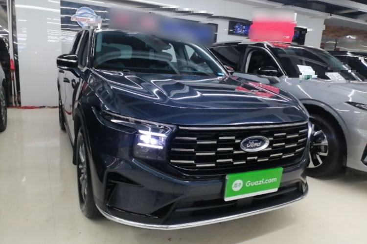 Ford Edge 2023 — 3