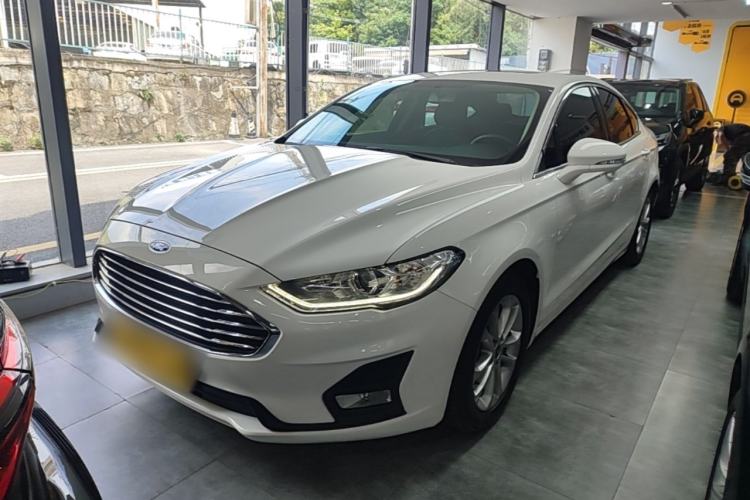 Ford Mondeo 2020 — фото 1