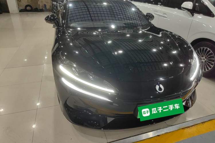 Denza Z9GT 2024 — 3