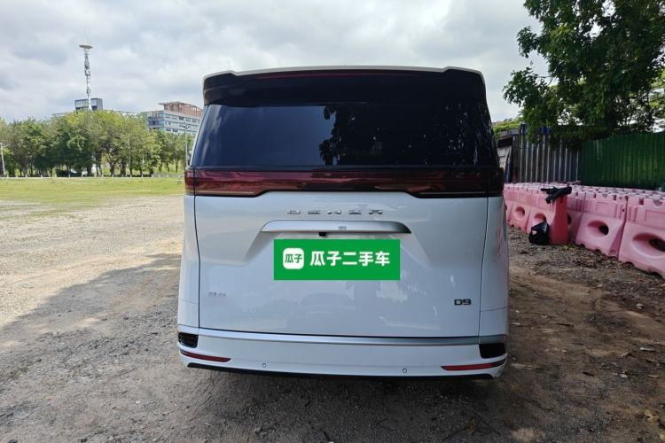 Denza D9 2022 — 5