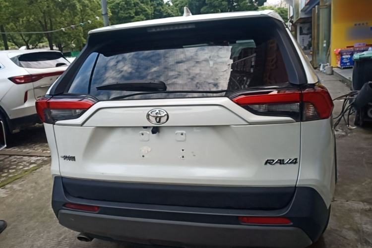 Toyota RAV4 2020 — 5