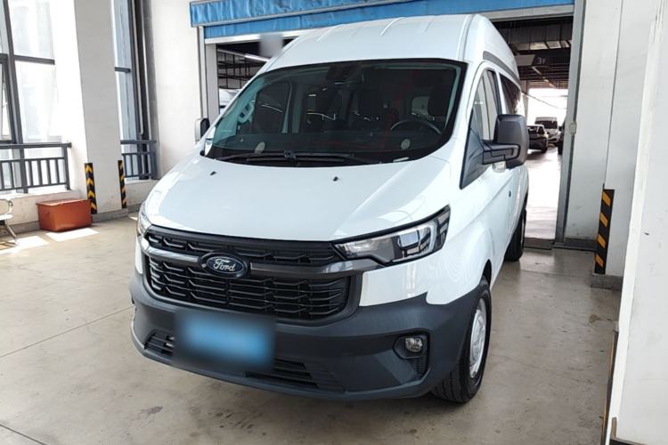 Ford transit 2023 — фото 1