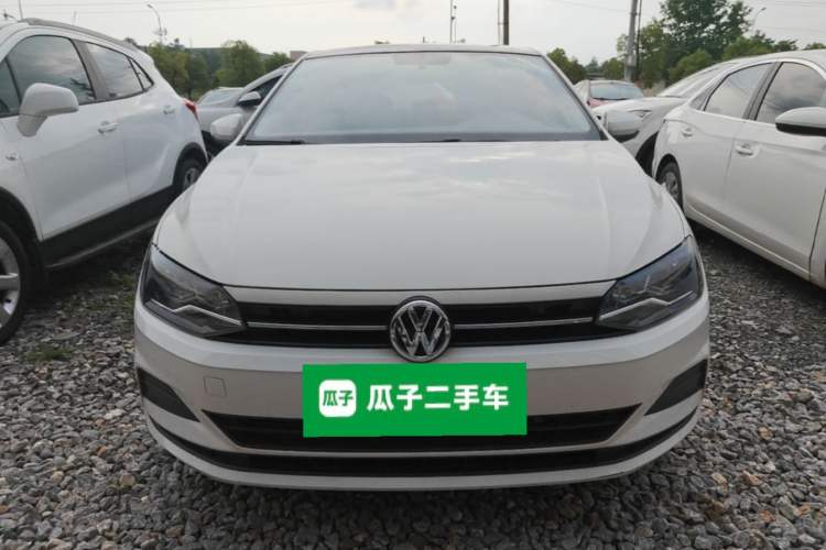Volkswagen Polo 2019 — 2