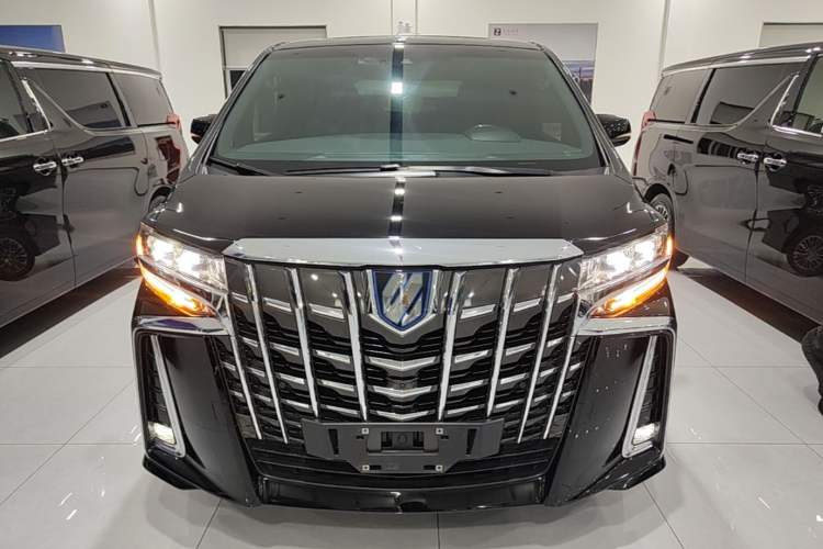 Toyota Alphard 2021 — фото 2