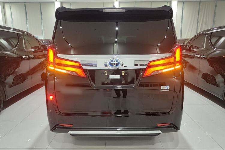 Toyota Alphard 2021 — фото 5