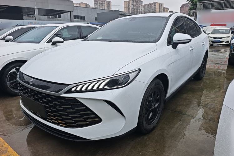 BYD Qin PLUS 2025 — фото 1