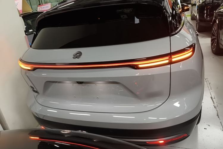 NIO ES6 2023 — 5