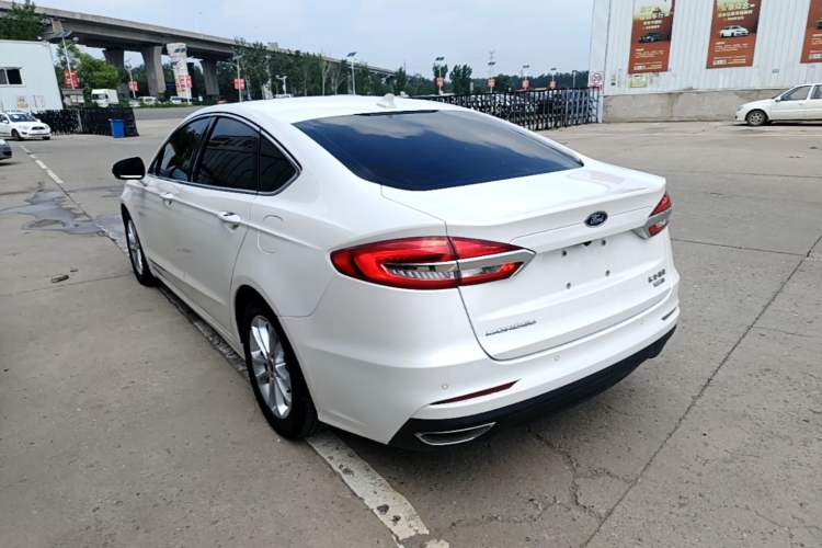 Ford Mondeo 2020 — 4