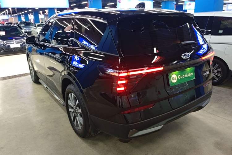 Ford Edge 2025 — 4