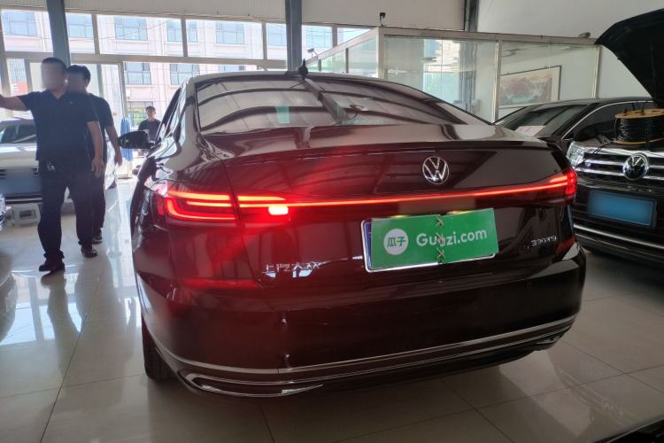 Volkswagen Passat 2024 — 5