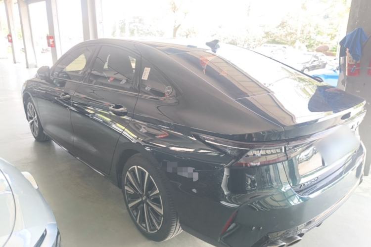 Chery Arrizo 8 2025 — 4